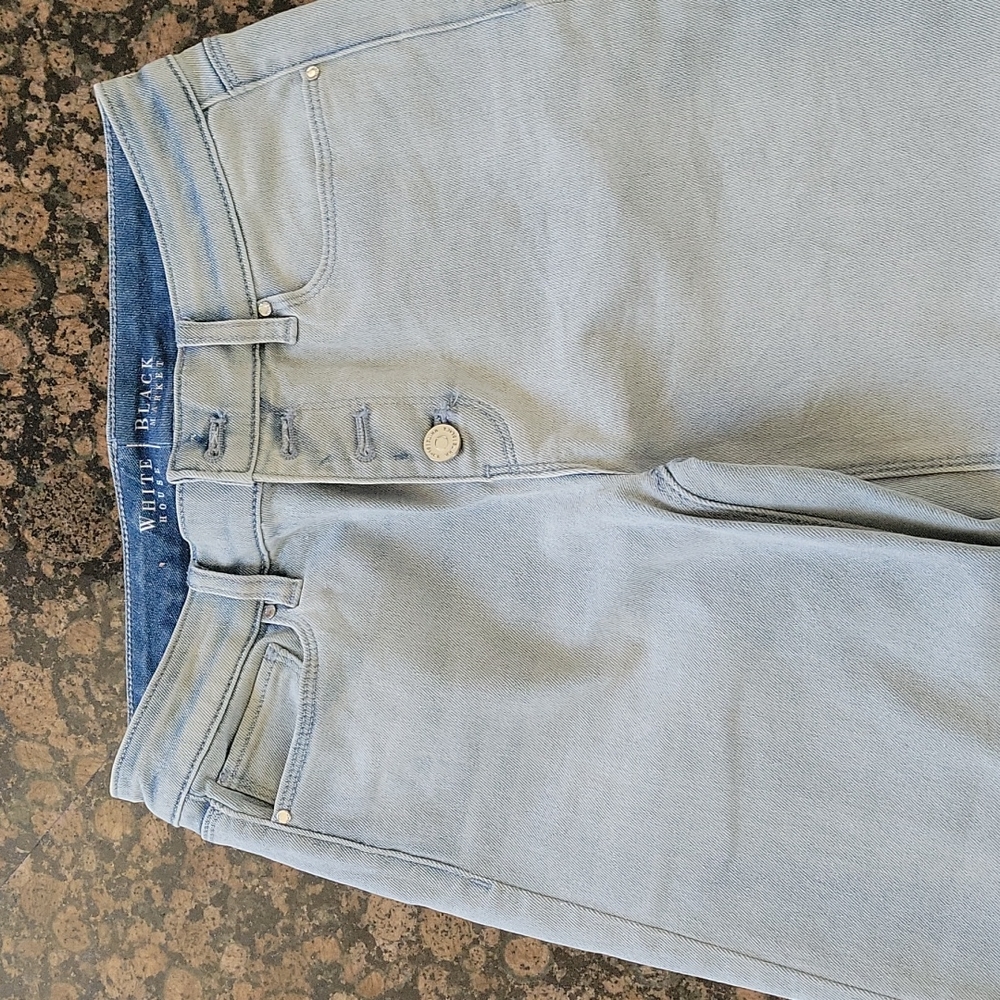 WHBM crop jeans 0